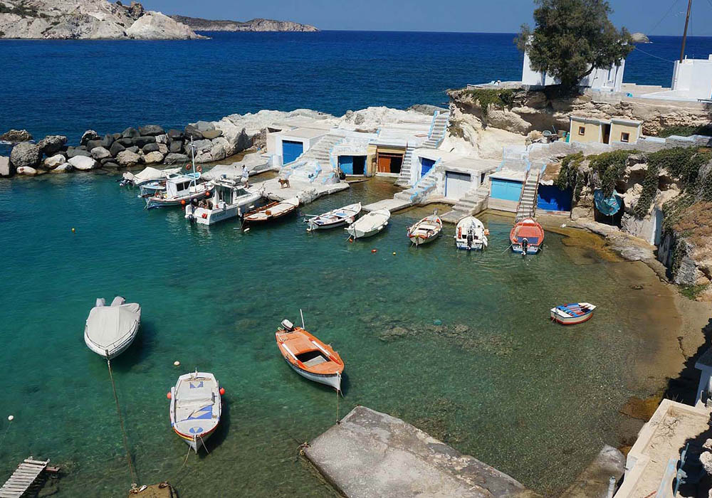 Villaggi Milos le bellissime depositi di barche e case
